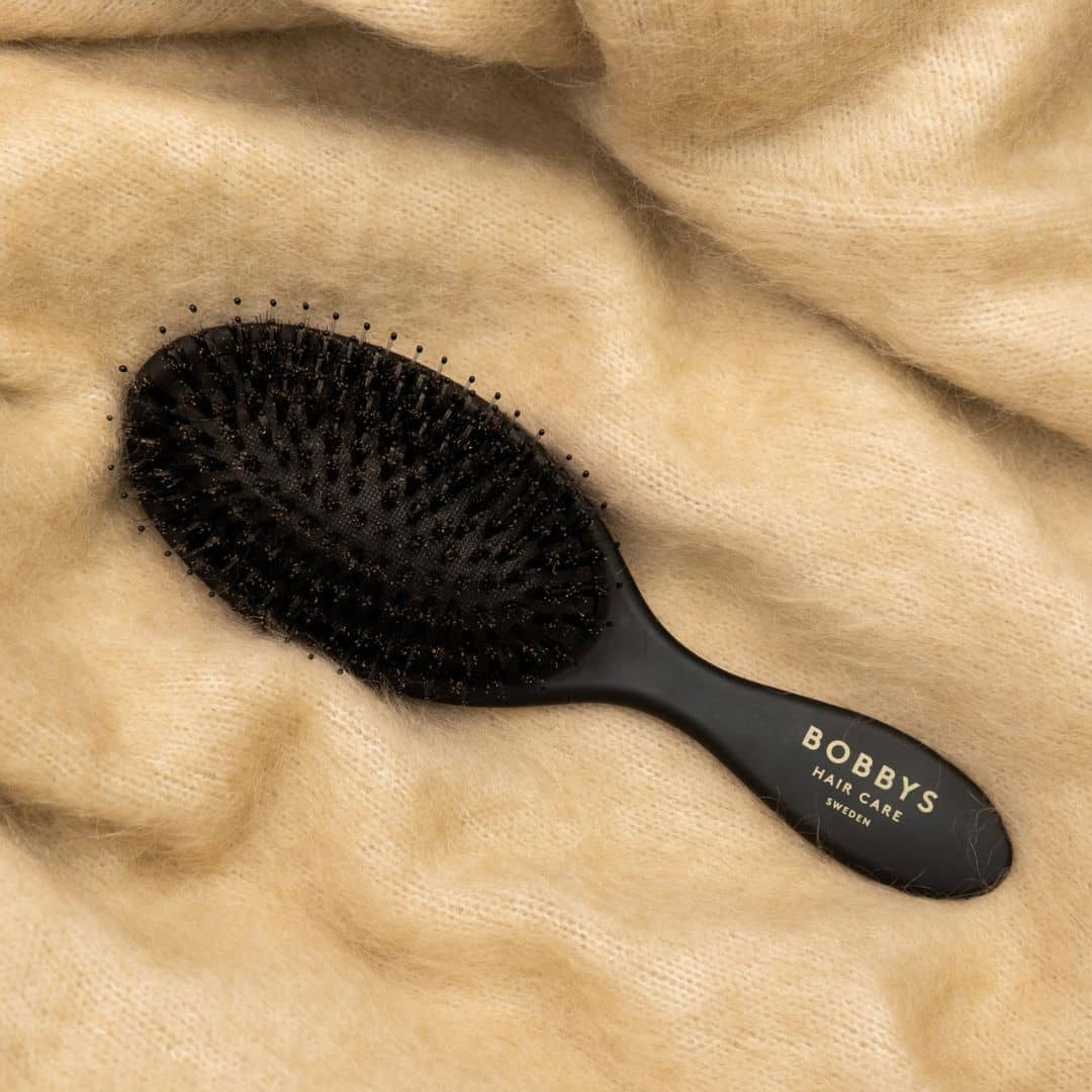 detangling brush sofa